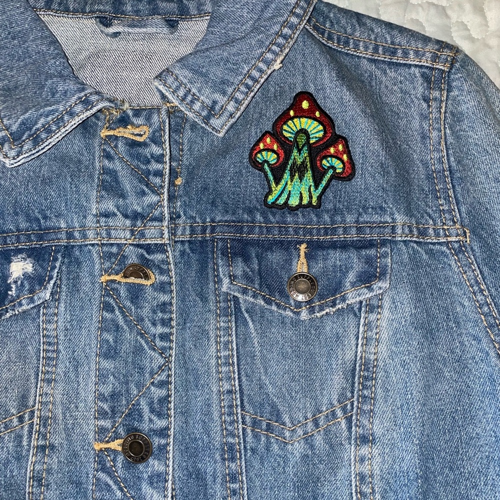 I Want to Believe Sci-Fi / X-Files & Mushroom Embroidered Jean “Denim” Jacket - Picture 2 of 5